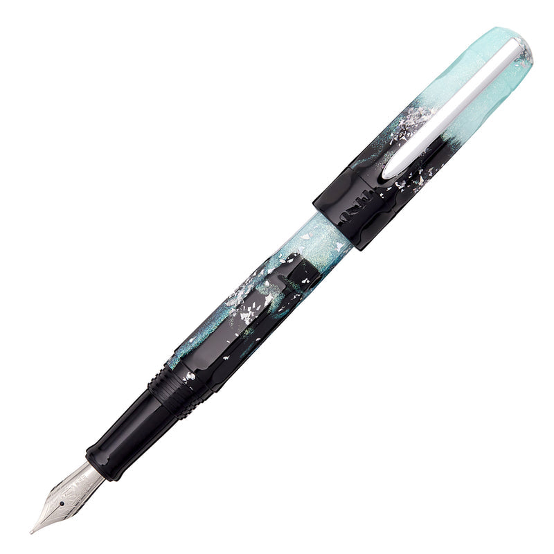 benu-talisman-fountain-pen-edelweiss-front.jpg