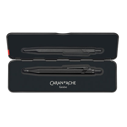 Caran d'Ache Kugelschreiber 849, XL Black Code, schwarz