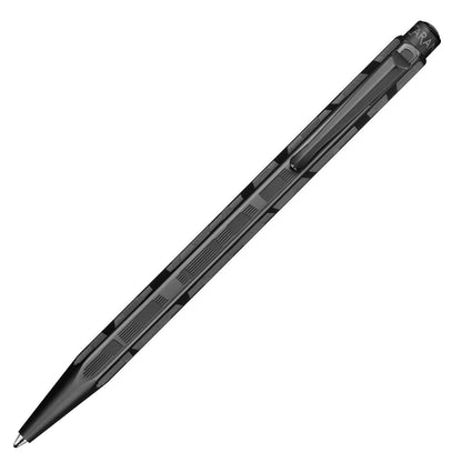 Caran d'Ache Kugelschreiber + Stifteetui Ecridor Black Edition, Black Lines, schwarz