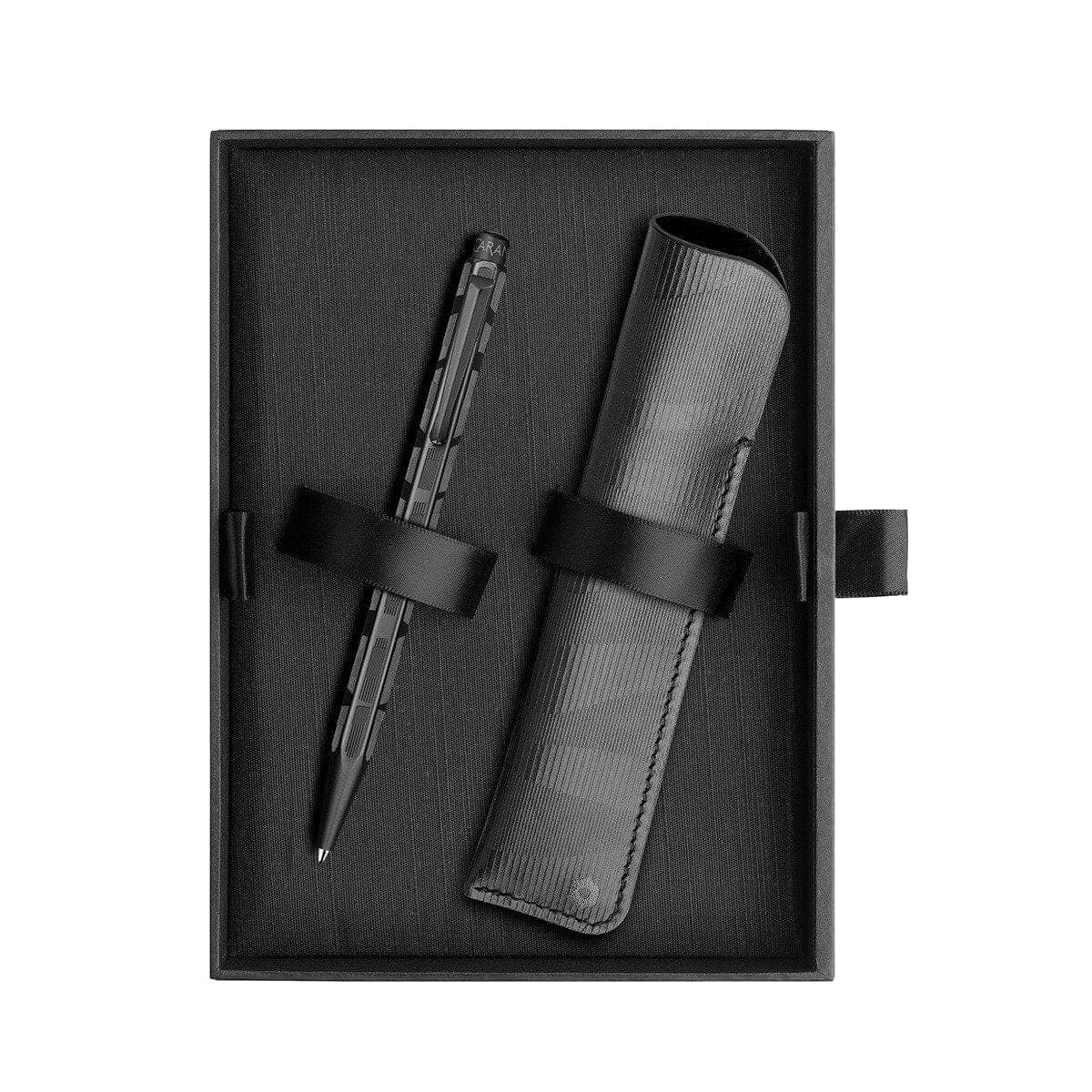 Caran d'Ache Kugelschreiber + Stifteetui Ecridor Black Edition, Black Lines, schwarz
