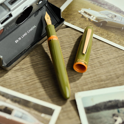 Esterbrook Estie Fountain Pen, Back to the Land, Green + Free Magnetic Clip (Pen Holder & Bookmark)