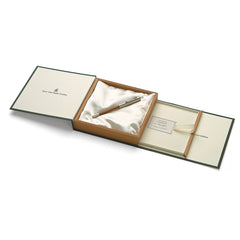 Graf von Faber-Castell Bleistift Perfect Pencil Ltd. Edt., weissgold, Whitegold, Bleistiftschutz mit eingebautem Spitzer, silber