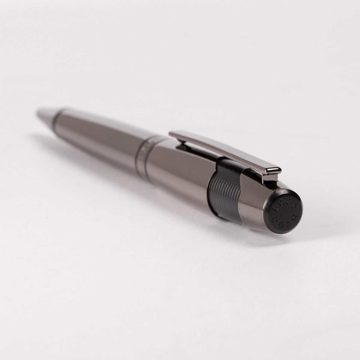 hugo boss kugelschreiber chevron gun hss2524d 5420 0 56172653 9