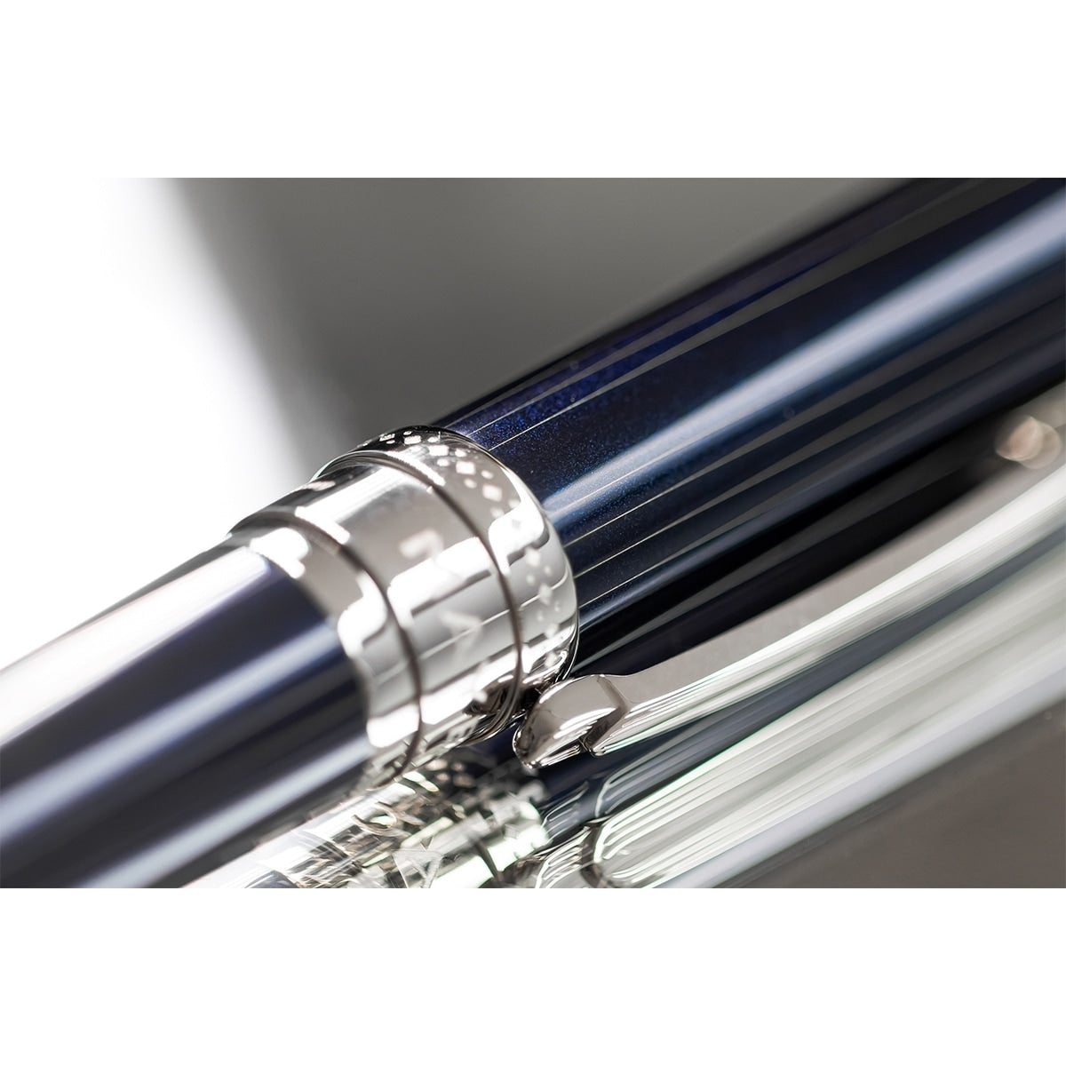 Maybach Fountain Pen The Peak I Lustrous - Platinum, 18K, Nautical Blue Lacquer