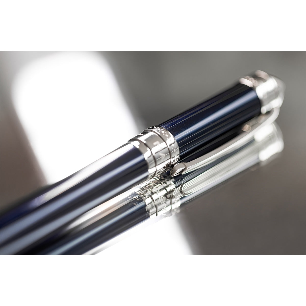 Maybach Fountain Pen The Peak I Lustrous - Platinum, 18K, Nautical Blue Lacquer
