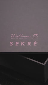 Waldmann & SEKRÈ, Füller Dame of the Swan Court, Limited - 18 Karat Goldfeder