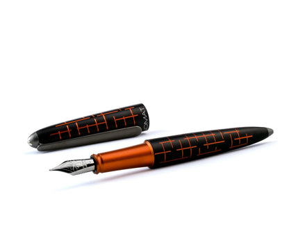 Diplomat, Fountain pen Elox Matrix black orange