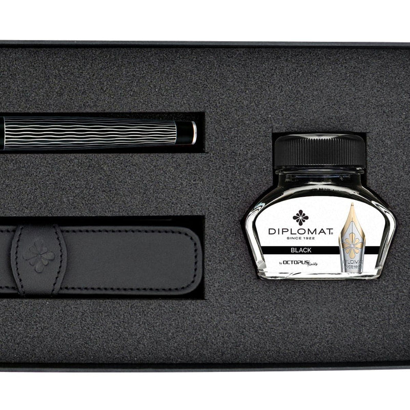 Diplomat Set Excellence A Plus Füller & 1er Stifteetui & Tintenglas Wave Guillochiert schwarz-3